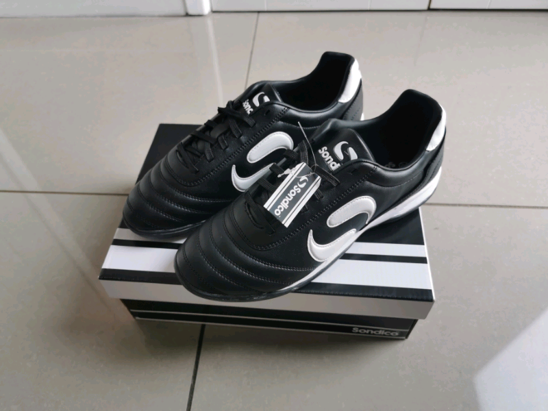 sondico trainers
